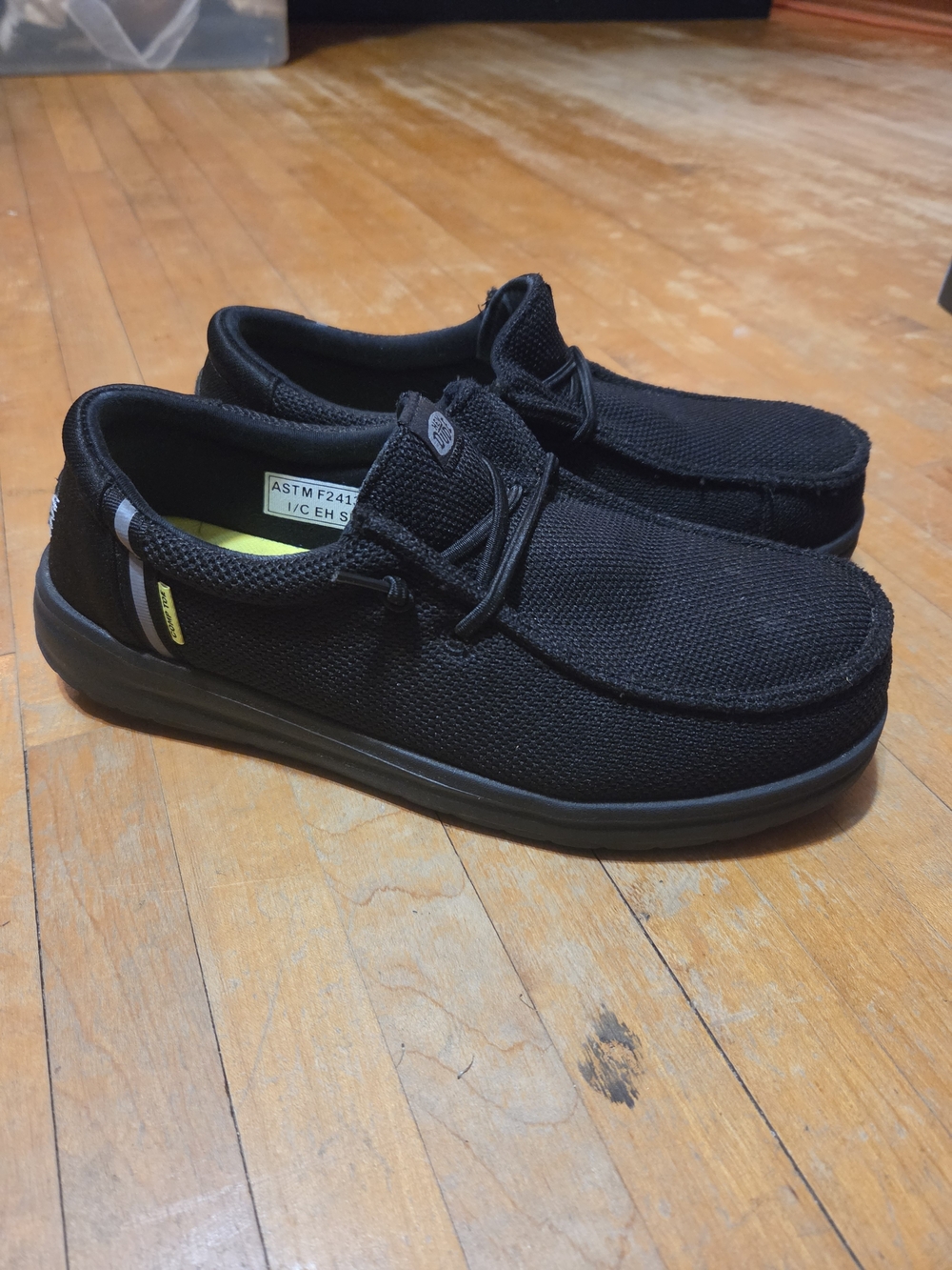 Like New Women's Hey Dude Wally Slip-On Composite Toe Shoes - Black